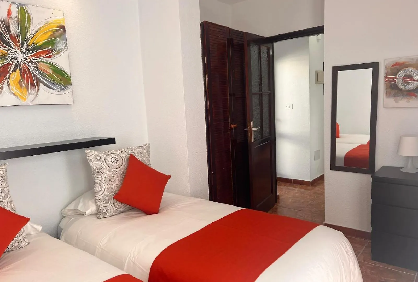 Apartamentos Funchal Los Cristianos  0*, Los Cristianos (Tenerife) Španělsko