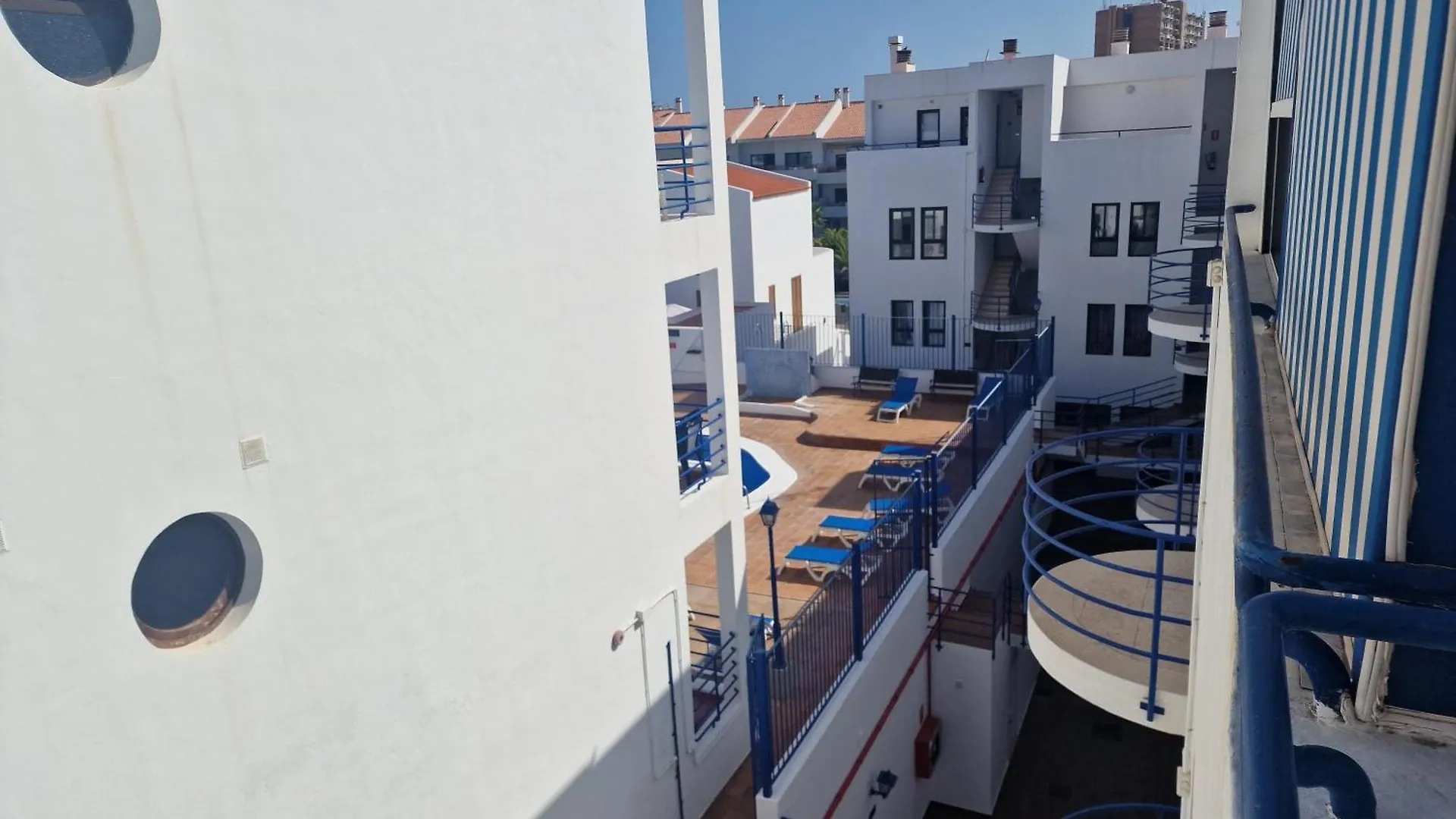 Apartamentos Funchal Los Cristianos  Los Cristianos (Tenerife)