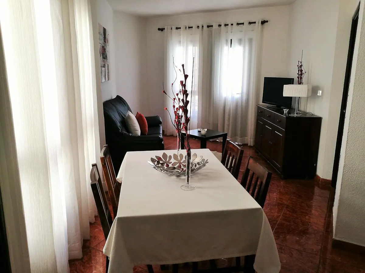 Apartamentos Funchal Los Cristianos  Los Cristianos (Tenerife)