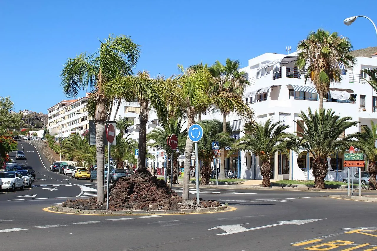 Apartamentos Funchal Лос Кристианос Апартаменты